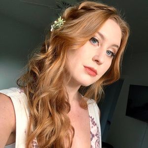 Meet your Posher, Claire